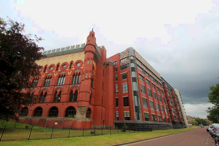 1 Bedroom Apartment To Rent In Templeton Court, Glasgow Green, G40