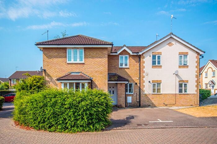 2 Bedroom End Of Terrace House To Rent In The Briars, Hertford, SG13