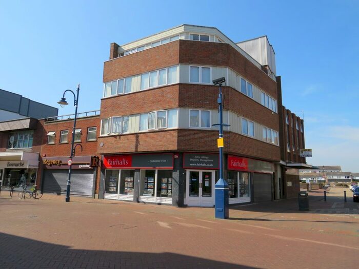 2 Bedroom Flat To Rent In North Cross Street, Gosport PO12