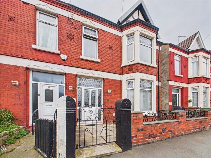 4 Bedroom Semi Detached House For Sale In Central Park Avenue, Wallasey, CH44