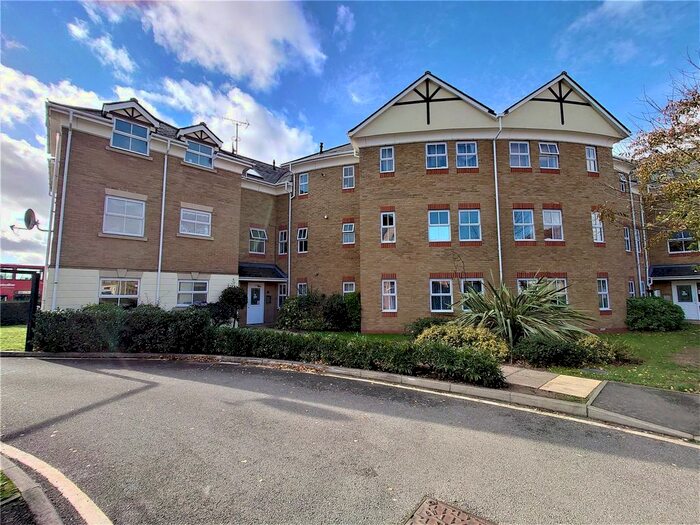 2 Bedroom Flat To Rent In Arklay Close, Uxbridge, Middlesex, UB8
