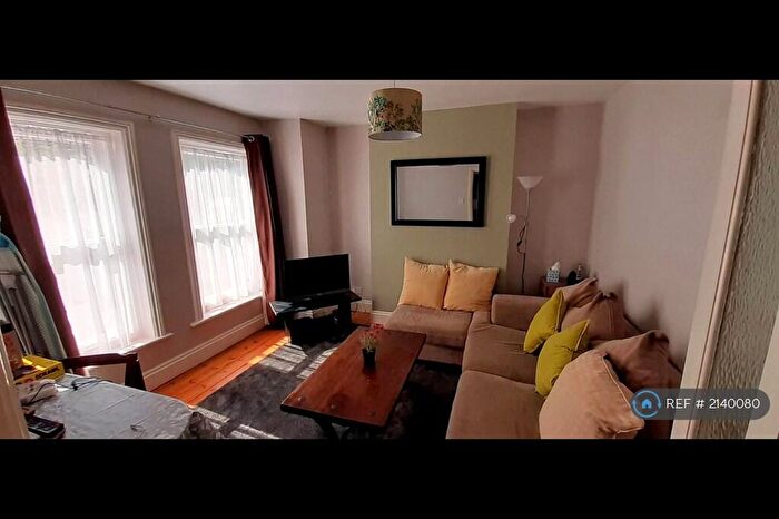 4 Bedroom Terraced House To Rent In Rugby Place, Brighton, BN2