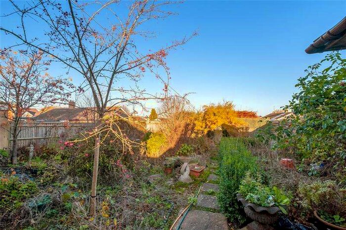 3 Bedroom Bungalow For Sale In St Johns Way, Hempton, Banbury, Oxfordshire, OX15
