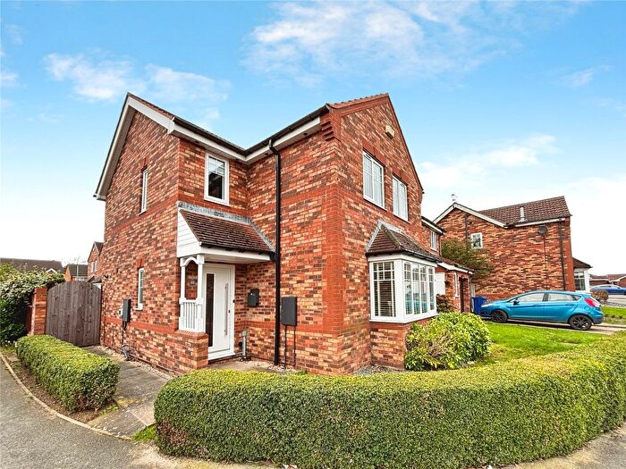 3 Bedroom Detached House For Sale In Hayfield Close, Barnby Dun, Doncaster, DN3