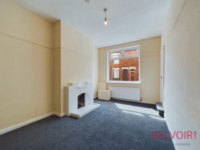 3 Bedroom Terraced House To Rent In Lower Mayer Street, Hanley, Stoke-on-Trent, ST1