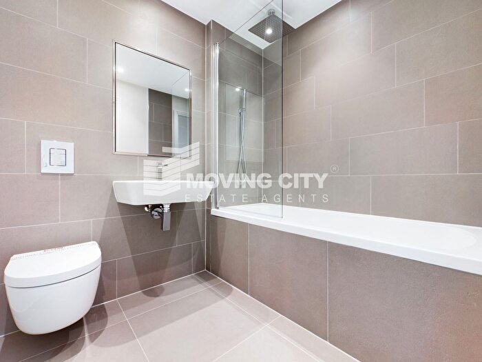 1 Bedroom Flat To Rent In Wrest House, Inglis Way, NW7