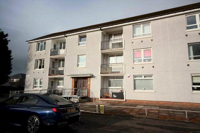 2 Bedroom Flat To Rent In Tarfside Oval, Cardonald, Glasgow, G52