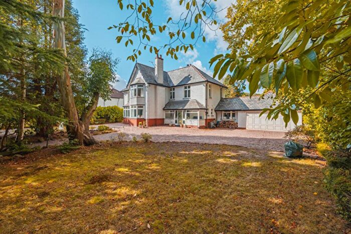 4 Bedroom Detached House For Sale In Mill Lane, Willaston, Neston, Cheshire, CH64