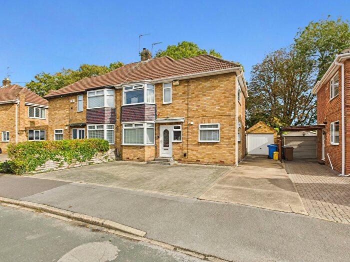 4 Bedroom Semi-detached House For Sale In Mill Beck Lane, Cottingham, HU16