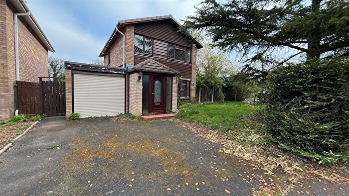 3 Bedroom Detached House For Sale In Severndale, Droitwich, WR9