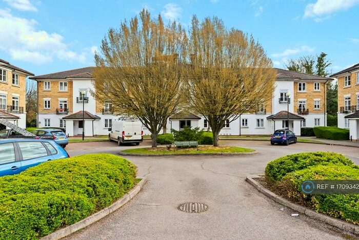 1 Bedroom Flat To Rent In Kingswood Drive, Sutton, SM2