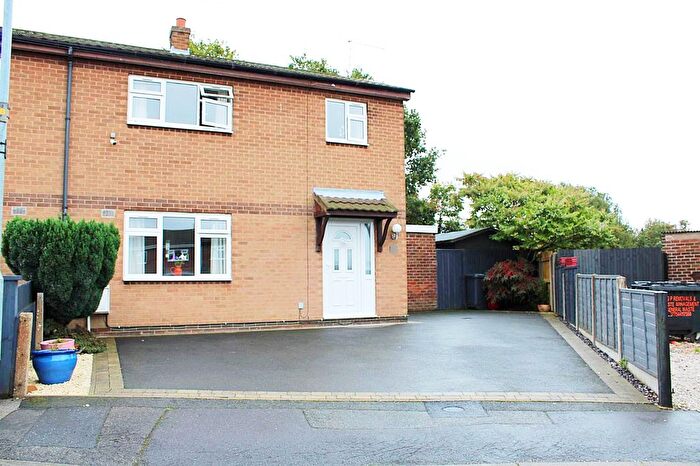 3 Bedroom Semi-detached House For Sale In Coronation Avenue, Moira, Swadlincote, DE12