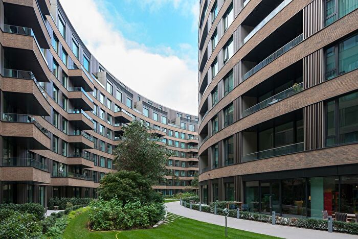 2 Bedroom Flat For Sale In Wood Lane, White City, W12