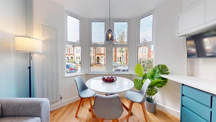 1 Bedroom Flat To Rent In Kimberley Road, Cardiff, CF23