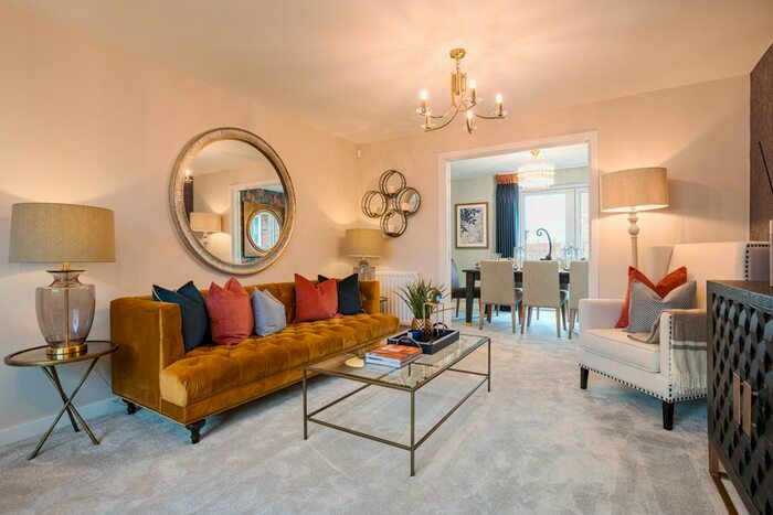 5 Bedroom Detached House For Sale In Curlieu Close, Hampton Magna, Warwick, CV35