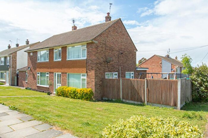 3 Bedroom Semi Detached House For Sale In All Saints Close, Whitstable, Kent, CT5