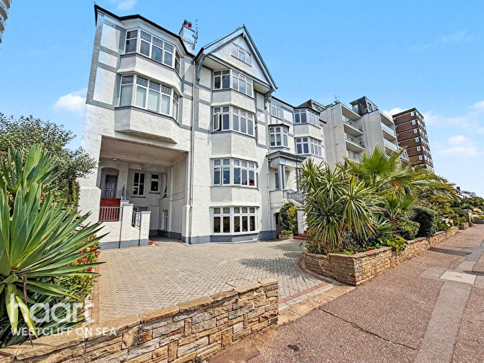 2 Bedroom Flat For Sale In Westcliff Parade, Westcliff-On-Sea, SS0