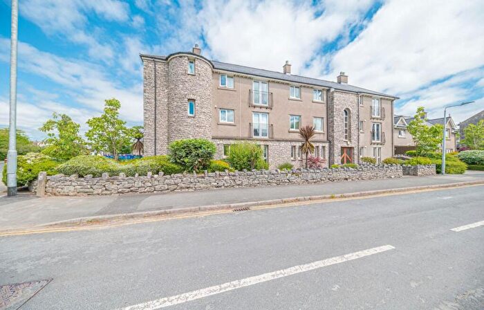 2 Bedroom Flat For Sale In Flat, Weavers Court, Queen Katherine Street, Kendal, Cumbria, LA9
