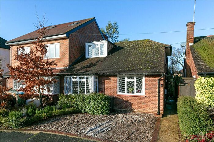 2 Bedroom Semi-Detached House To Rent In Arlington Close, Twickenham, TW1