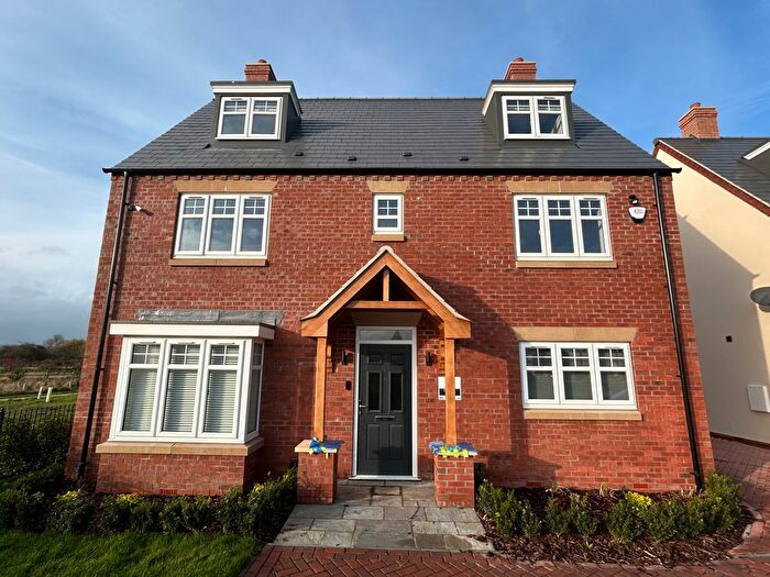 5 Bedroom Detached House To Rent In Woodpecker Lane, Waltham, Grimsby, DN37