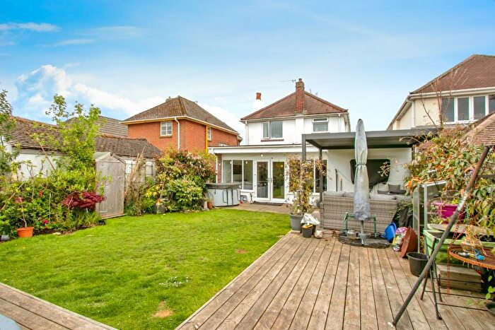 4 Bedroom Detached House For Sale In Hastings Road, Bournemouth, Dorset, BH8