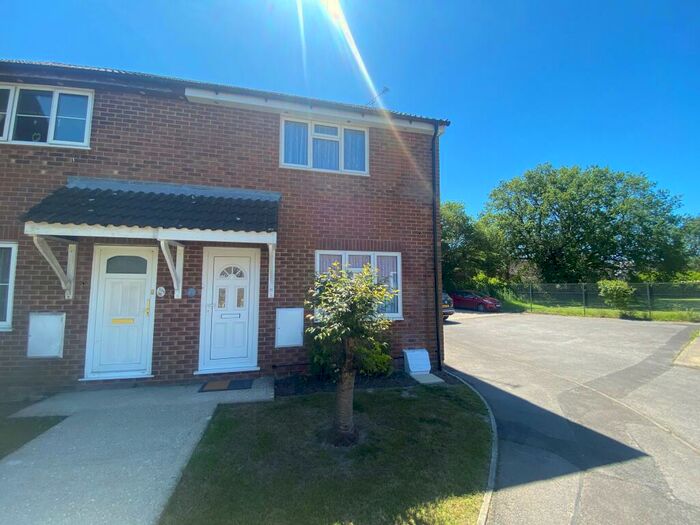 3 Bedroom House To Rent In Blackmore Road, Shaftesbury, Dorset, SP7