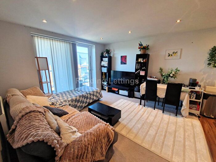 2 Bedroom Apartment To Rent In Skylark House, Drake Way, Reading, RG2