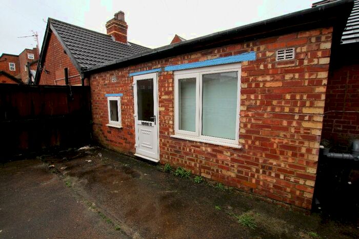 Studio To Rent In Flat, Glen Eldon Road, St. Annes, FY8