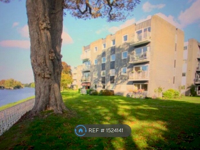2 Bedroom Flat To Rent In Riverside Road, Staines-Upon-Thames, TW18