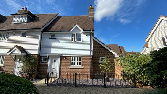 2 Bedroom Terraced House To Rent In Laxton Walk, Kings Hill, ME19