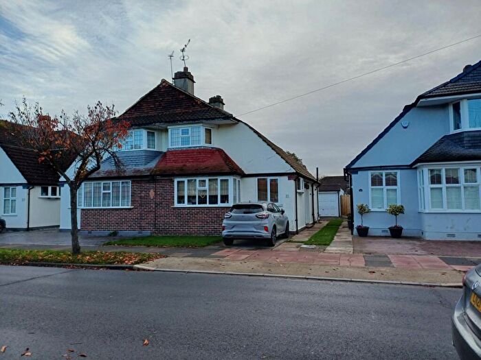 3 Bedroom Semi-Detached House To Rent In Crombie Road, Sidcup, DA15