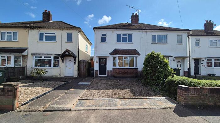 3 Bedroom Semi Detached House To Rent In Windmill Avenue, Birstall, LE4