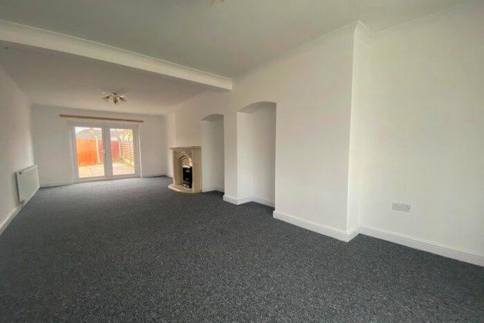 3 Bedroom Property To Rent In Hollyhock Road, Birmingham B27