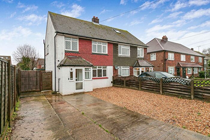 3 Bedroom Semi-Detached House For Sale In Crewes Lane, Warlingham, Surrey, CR6