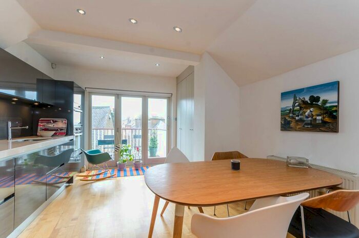 2 Bedroom Maisonette To Rent In Heath Street, Hampstead, London, NW3