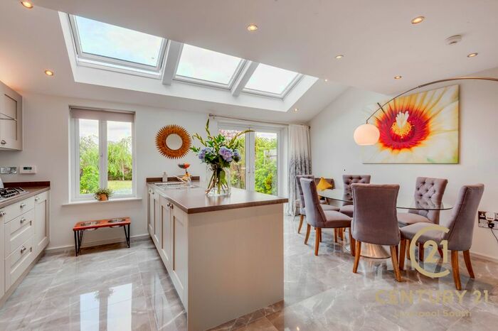 4 Bedroom Detached House For Sale In Pickering Road, Roby, L36