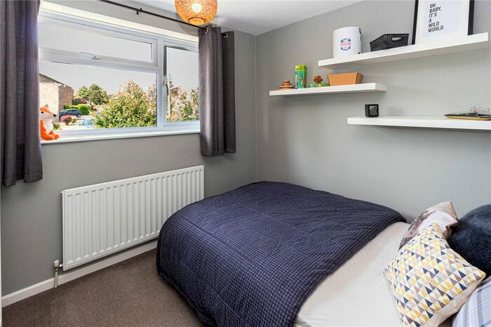 3 Bedroom Terraced House For Sale In Shepherds Way, Harpenden, Hertfordshire, AL5