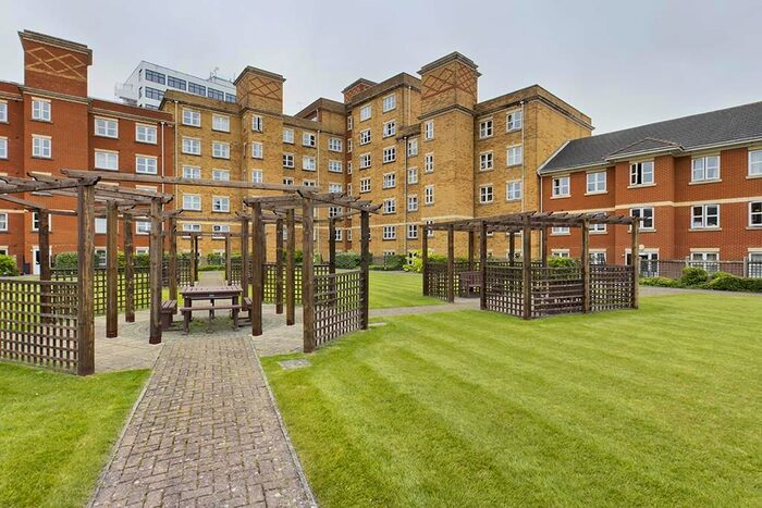 2 Bedroom Flat To Rent In Handel Road, Southampton, SO15