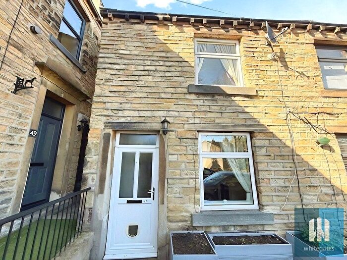 1 Bedroom Terraced House To Rent In Lower Wellhouse, Golcar, Huddersfield, HD7