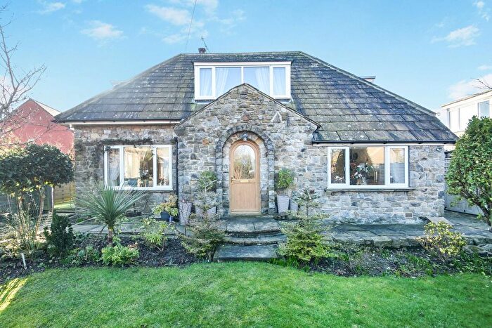 3 Bedroom Detached House For Sale In Moor Close, Killinghall, Harrogate, HG3