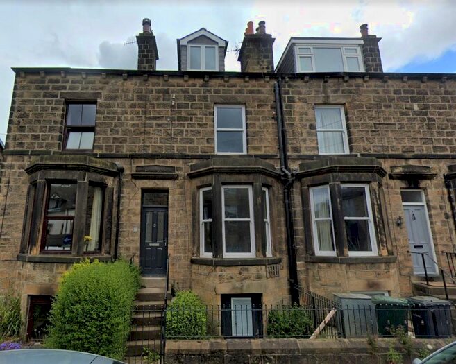 4 Bedroom Terraced House To Rent In Wharfe View Road, Ilkley, LS29