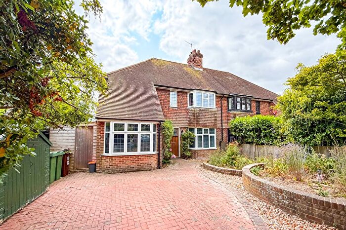 5 Bedroom Semi-detached House For Sale In Upper Kings Drive, Eastbourne, BN20