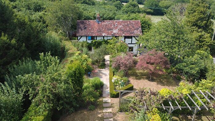 3 Bedroom Detached House For Sale In Bourne Lane, Plaxtol, Sevenoaks, TN15