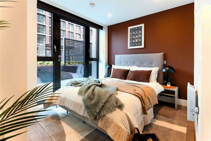 2 Bedroom Apartment To Rent In Uncle Leeds, Whitehall, LS12