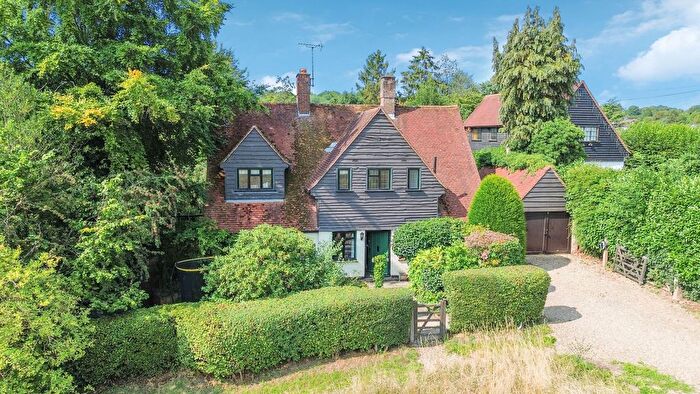 4 Bedroom Detached House To Rent In Common Gate Road, Chorleywood, WD3