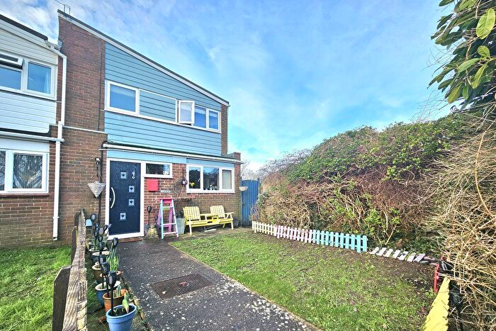 3 Bedroom End Of Terrace House For Sale In Mabey Close, Alverstoke, Gosport, PO12