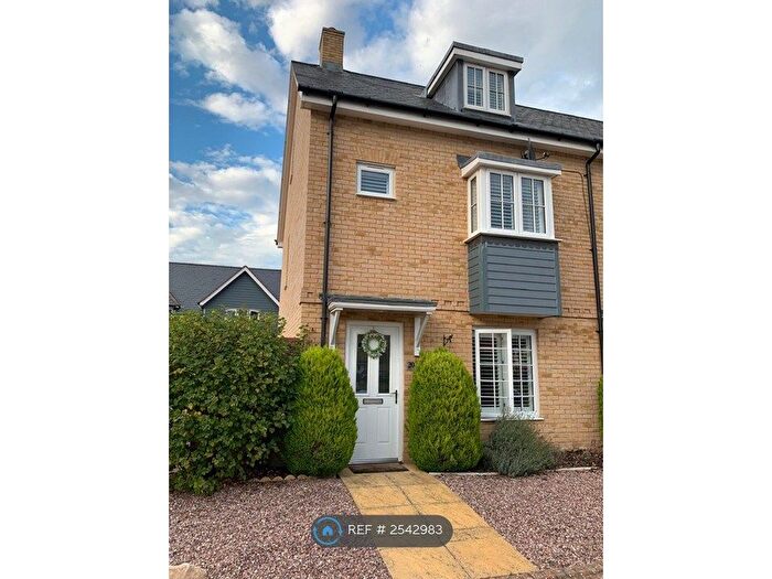 3 Bedroom Terraced House To Rent In Tarver Close, Romsey, SO51