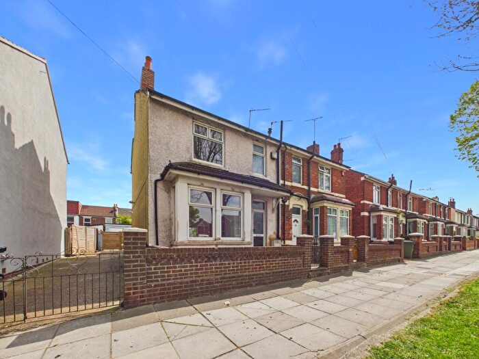 3 Bedroom Semi Detached House For Sale In Copnor Road, Portsmouth, PO3