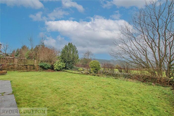 5 Bedroom Detached House To Rent In Green Abbey, Hade Edge, Holmfirth, HD9