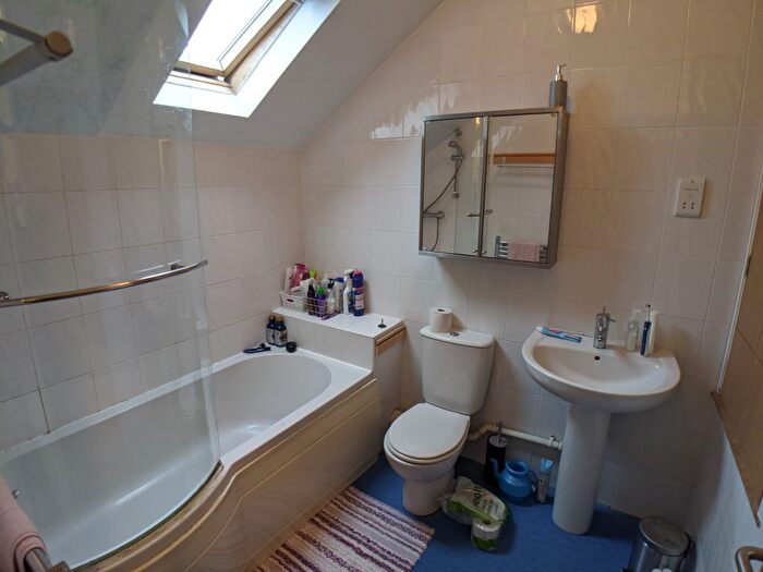 4 Bedroom Flat To Rent In Bed – Alan Road, Withington, M20